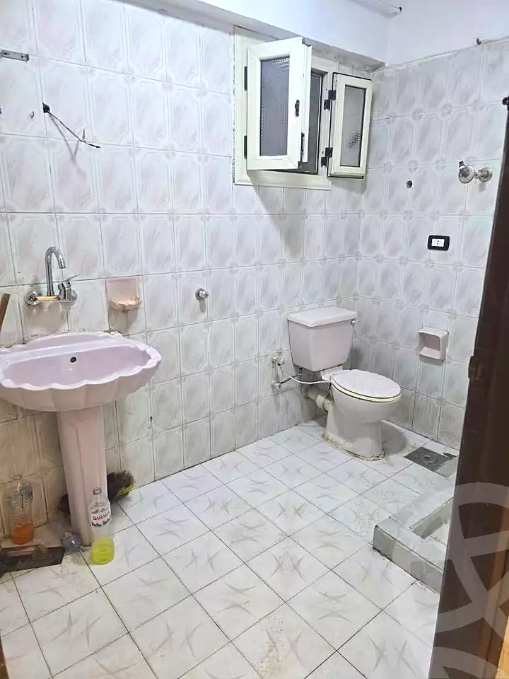 https://aqarmap.com.eg/ar/listing/7244495-for-sale-alexandria-al-agamy-lbytsh