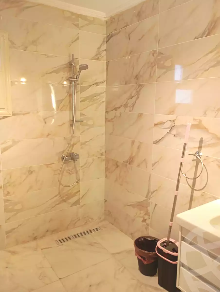 https://aqarmap.com.eg/en/listing/7244653-for-sale-cairo-el-mohandesen-abd-el-moneam-riad-st