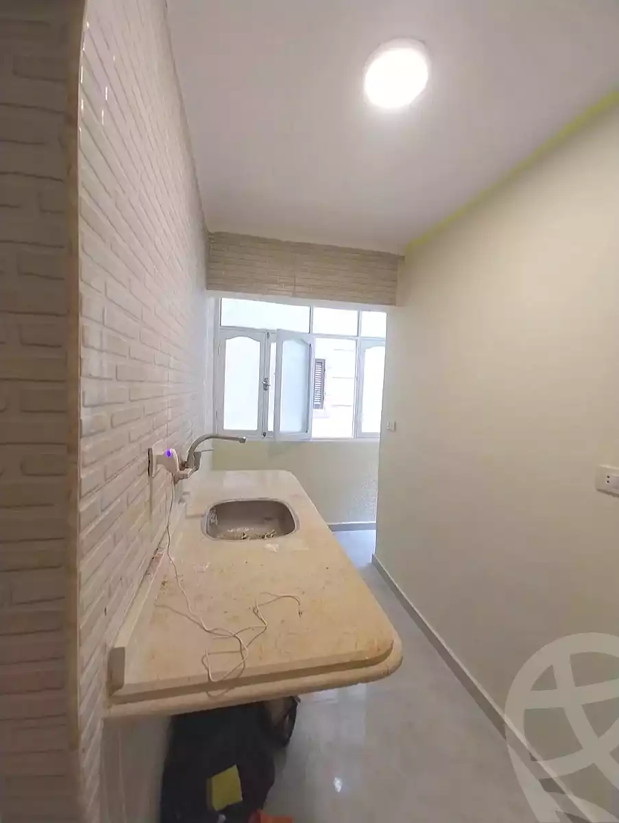 https://aqarmap.com.eg/ar/listing/7244736-for-rent-alexandria-sydy-bshr-sydy-bshr-bhry-shr-mhmwd-l-yswy