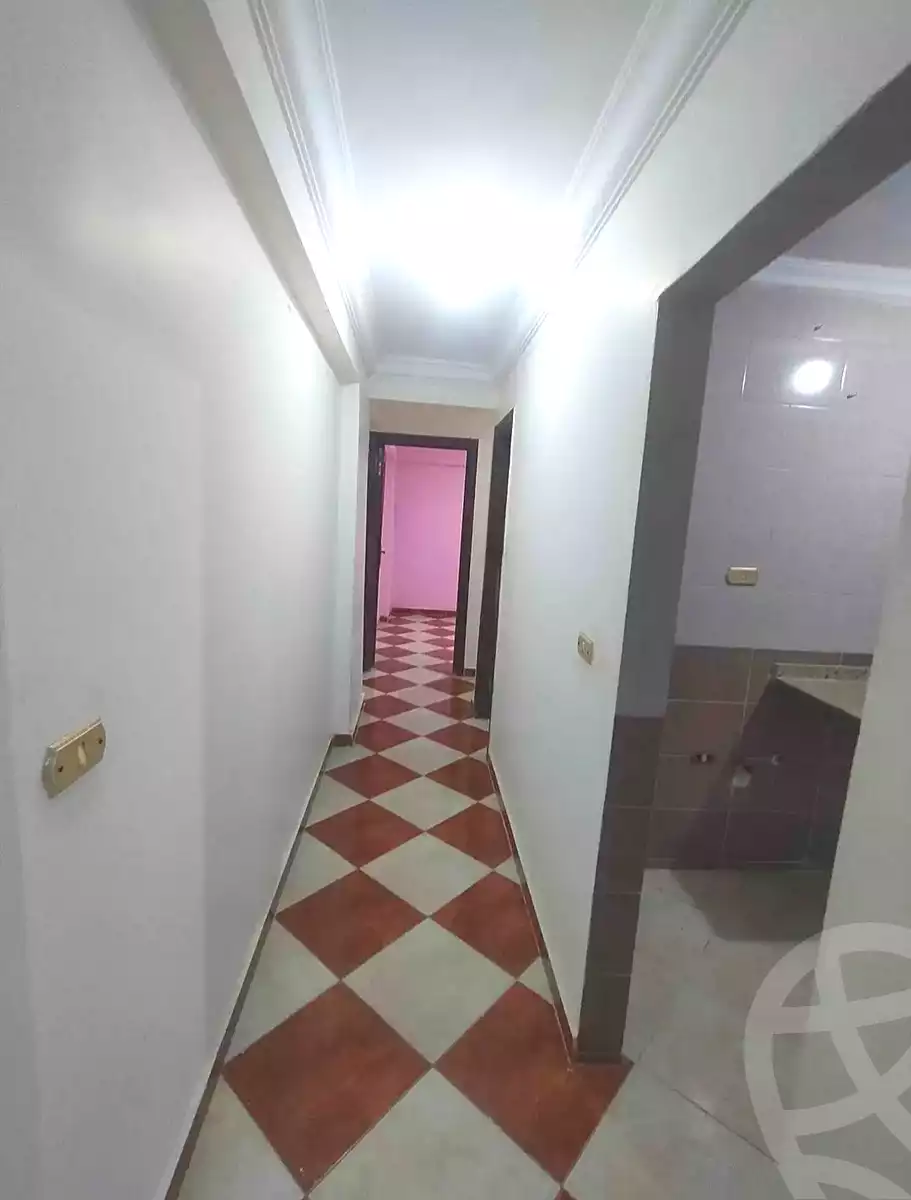 https://aqarmap.com.eg/ar/listing/7244905-for-sale-alexandria-new-miami-eskot