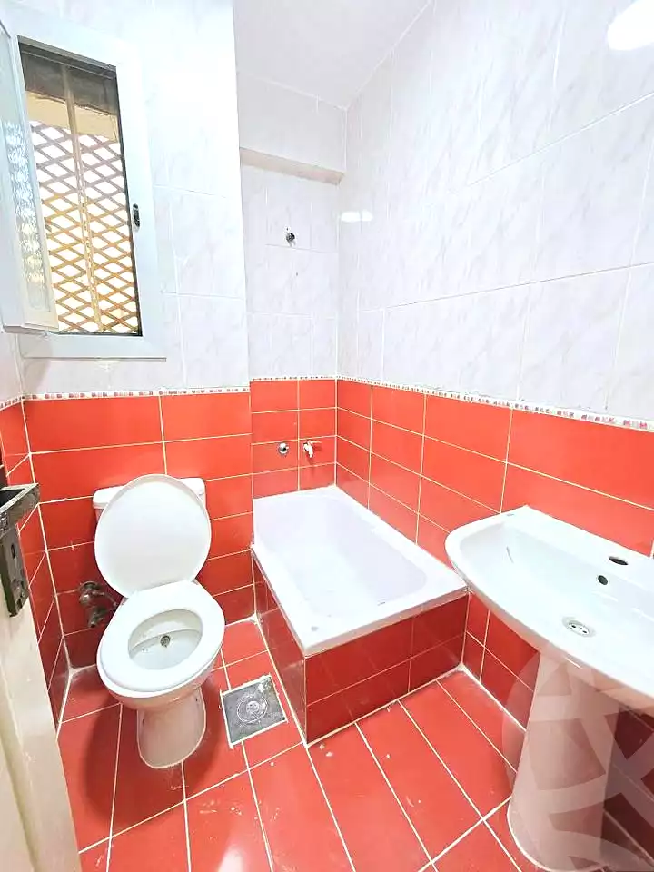 https://aqarmap.com.eg/en/listing/7245118-for-sale-alexandria-al-agamy-shataa-el-nakheel