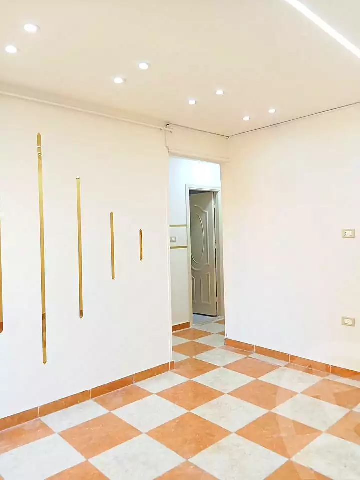 https://aqarmap.com.eg/ar/listing/7245132-for-sale-alexandria-el-asafra-shr-45