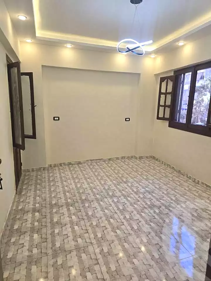 https://aqarmap.com.eg/ar/listing/7245371-for-sale-alexandria-al-agamy-lbytsh