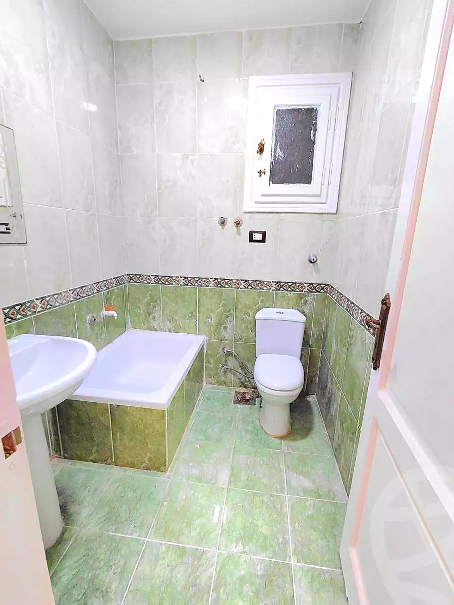 https://aqarmap.com.eg/en/listing/7245376-for-sale-alexandria-al-agamy-shataa-el-nakheel