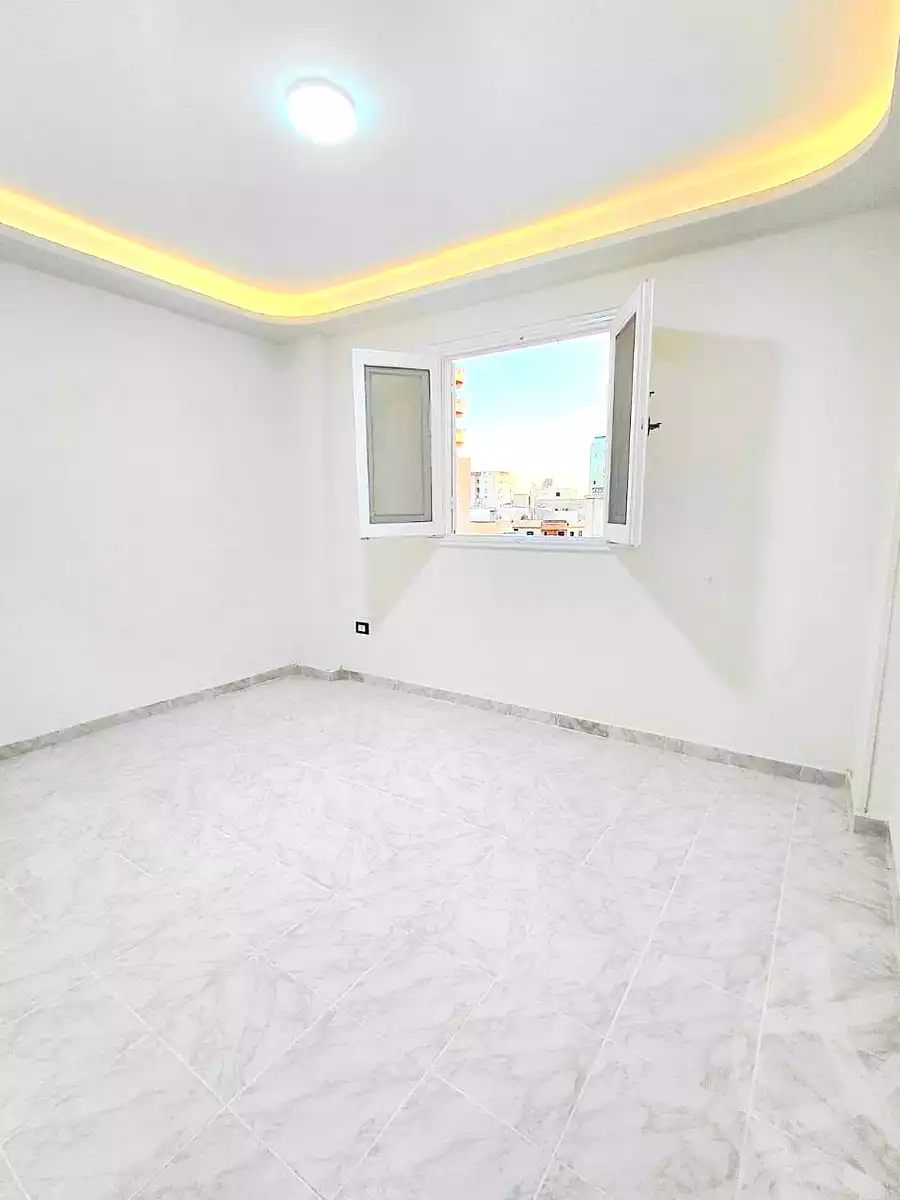 https://aqarmap.com.eg/en/listing/7245376-for-sale-alexandria-al-agamy-shataa-el-nakheel