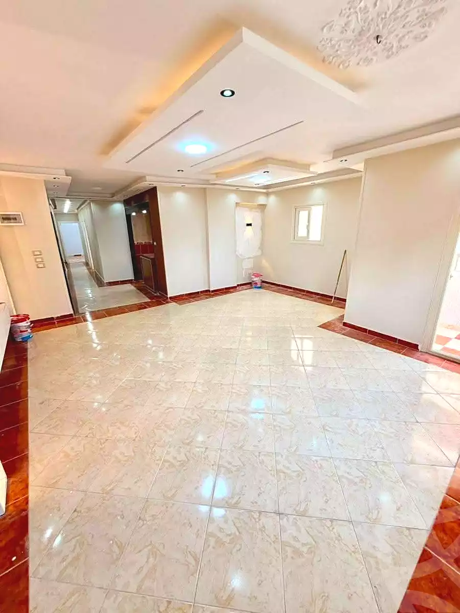 https://aqarmap.com.eg/ar/listing/7245823-for-sale-alexandria-miami-mahmoud-el-isawy-st
