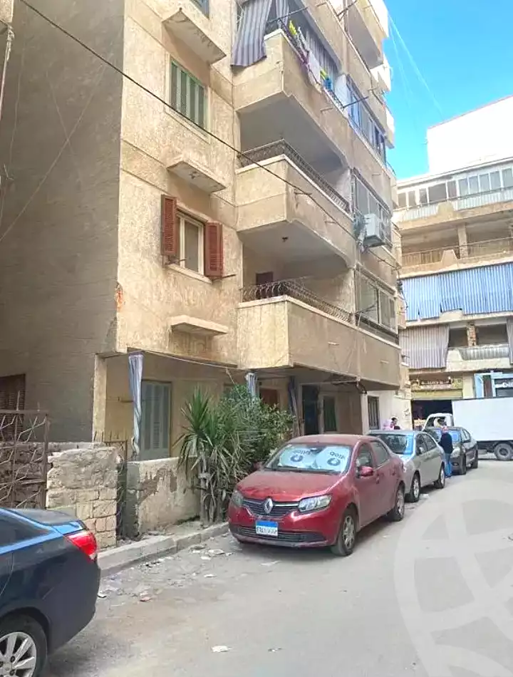 https://aqarmap.com.eg/ar/listing/7245999-for-sale-alexandria-al-agamy-lbytsh-al-samalehy-2-st