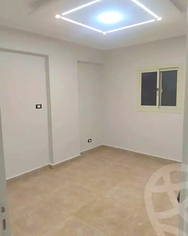 https://aqarmap.com.eg/en/listing/7246302-for-sale-alexandria-al-agamy-el-hanouvel-radwan-st