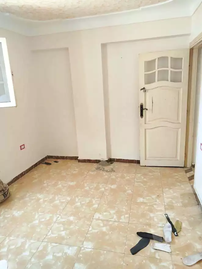 https://aqarmap.com.eg/en/listing/7246510-for-sale-alexandria-al-agamy-el-hanouvel-el-kholafaa-el-rashdeen-st