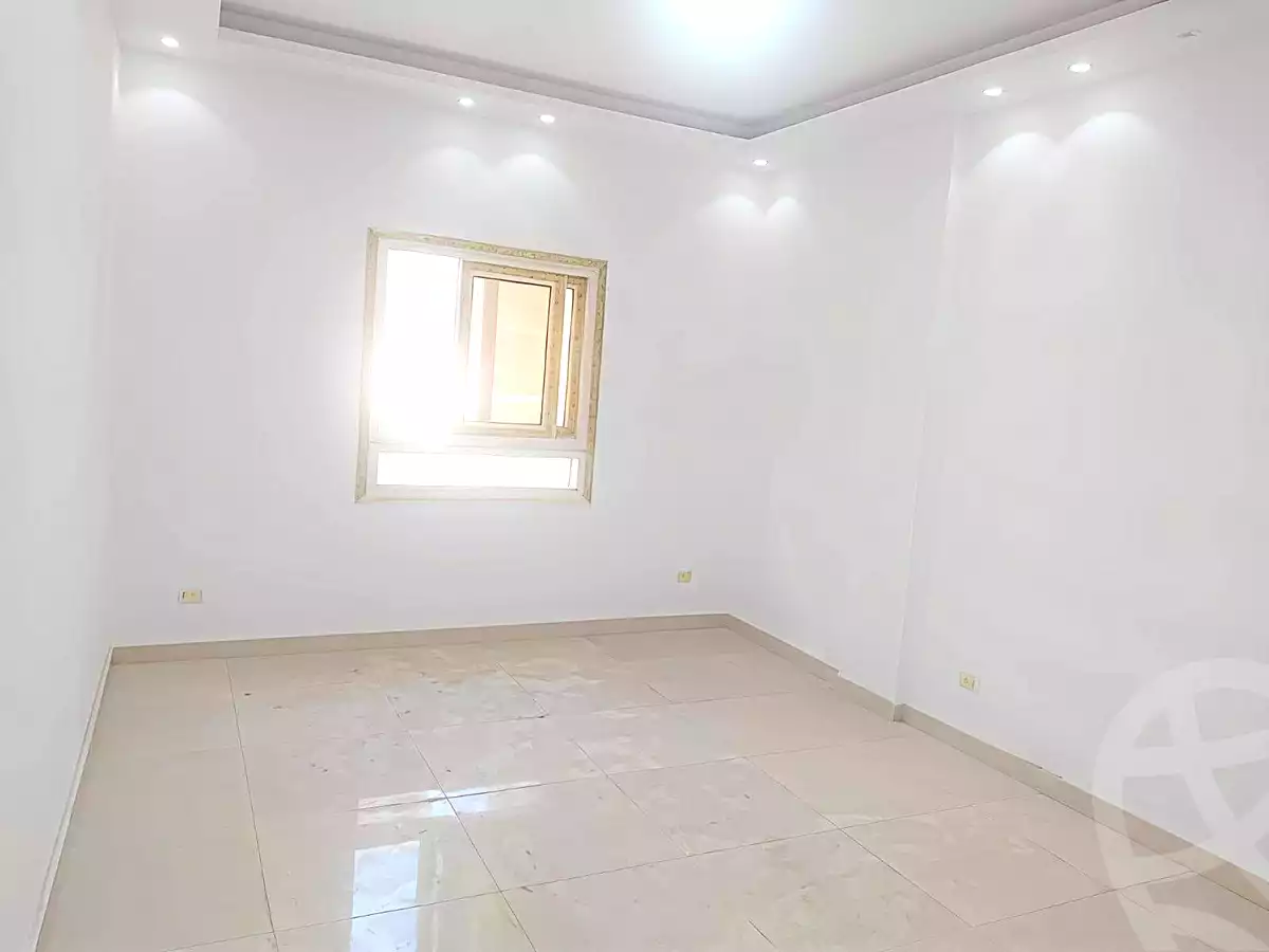 https://aqarmap.com.eg/ar/listing/7246755-for-sale-alexandria-moharram-bey