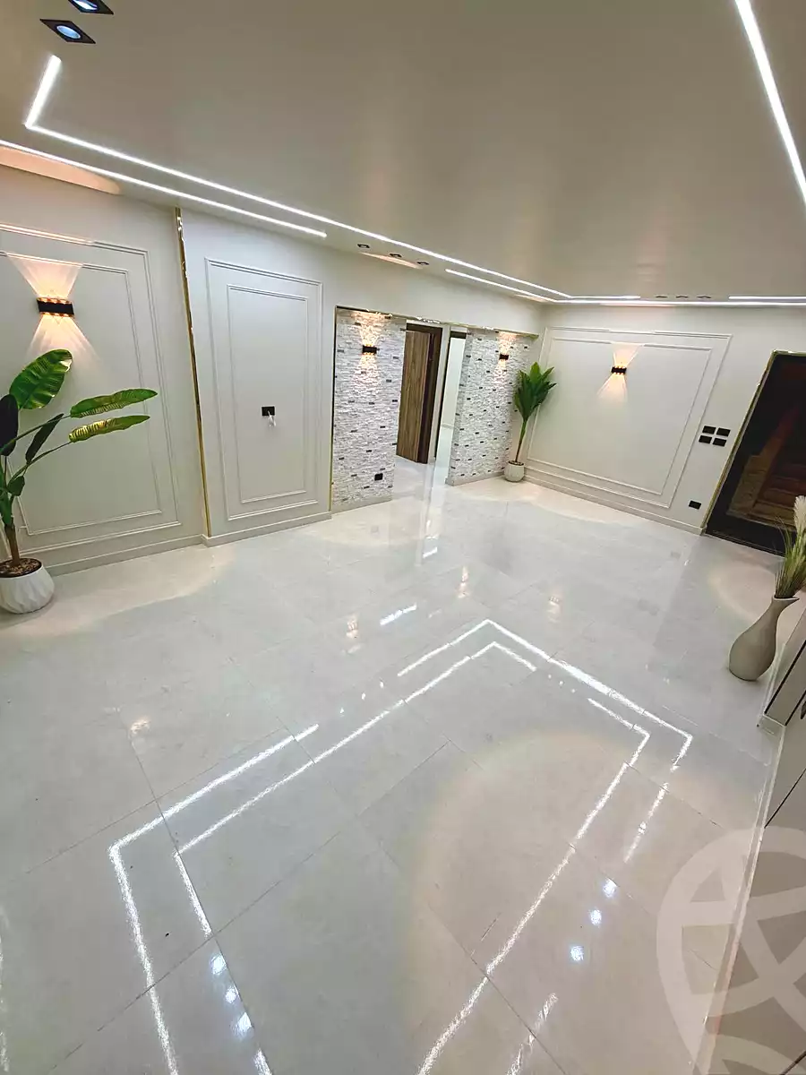 https://aqarmap.com.eg/ar/listing/7246758-for-sale-alexandria-miami-mahmoud-el-isawy-st