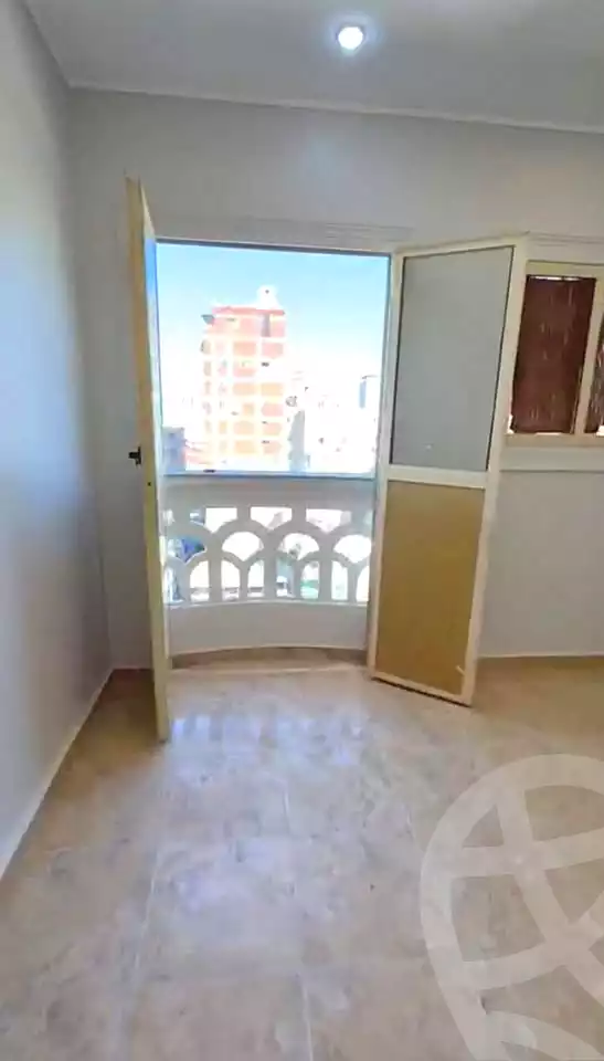 https://aqarmap.com.eg/en/listing/7246858-for-sale-alexandria-el-asafra-shr-mlk-hfny