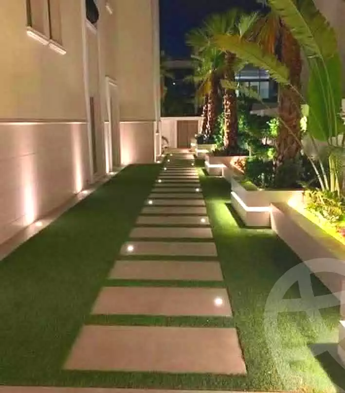 https://aqarmap.com.eg/ar/listing/7247030-for-sale-cairo-new-cairo-compounds-hyde-park-hpr-hyde-park