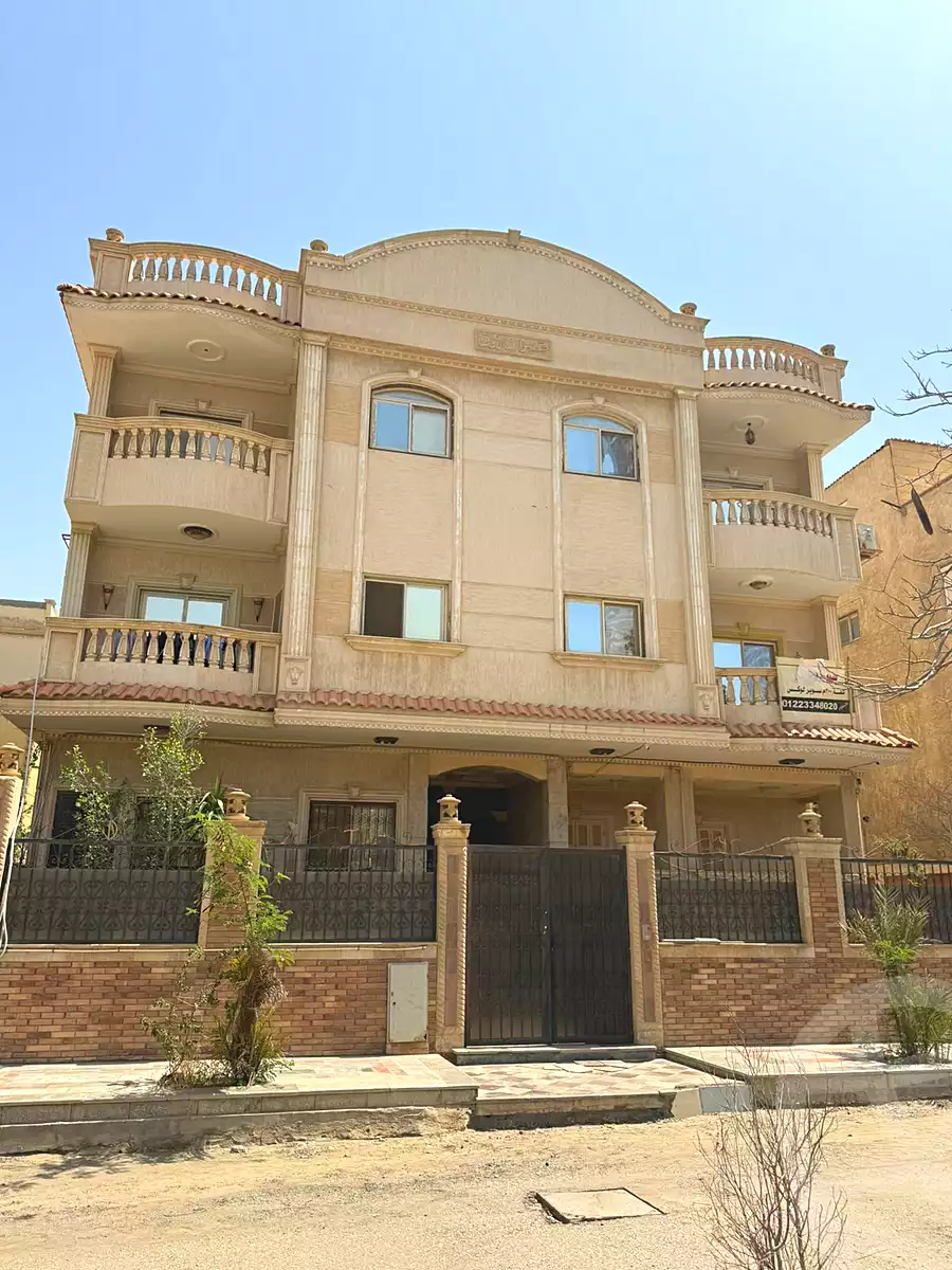 https://aqarmap.com.eg/ar/listing/7247144-for-sale-cairo-new-cairo-el-ahyaa-third-neighborhood-street-16