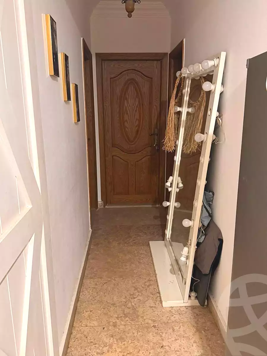 https://aqarmap.com.eg/ar/listing/7247271-for-sale-cairo-el-sheikh-zayed-city-mntq-fr-y-bmdyn-lshykh-zyd