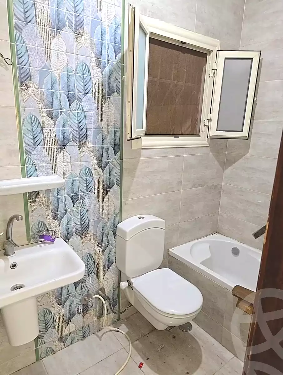 https://aqarmap.com.eg/ar/listing/7247302-for-sale-cairo-6th-of-october-el-ahyaa-neighborhood-3rd-al-hay-al-thalith-st