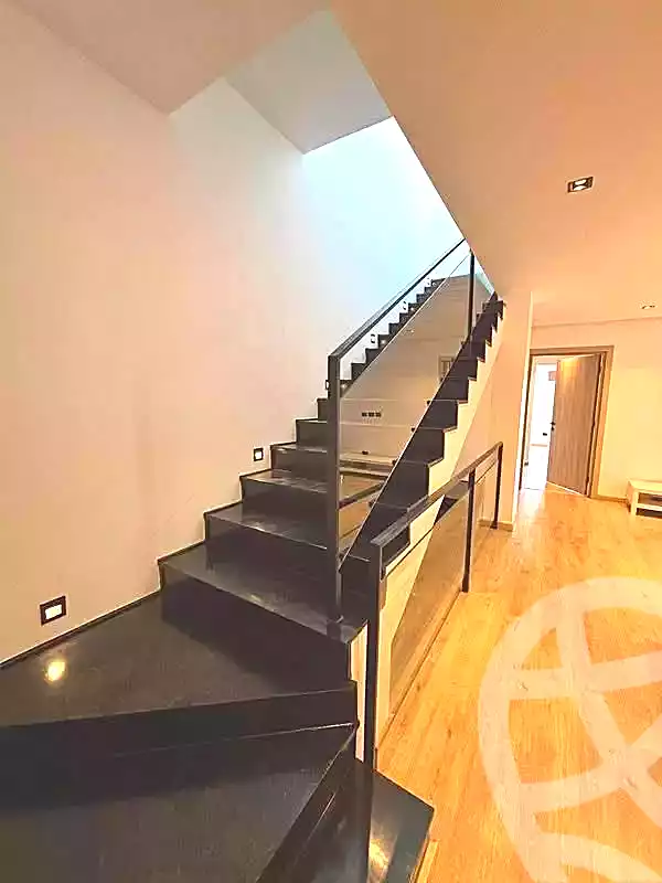 https://aqarmap.com.eg/en/listing/7247320-for-sale-cairo-new-cairo-compounds-hyde-park-greens-hyde-park-compound