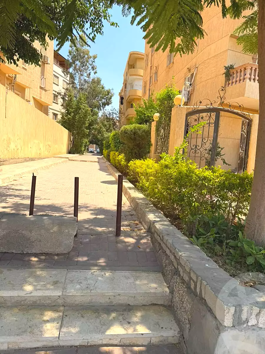 https://aqarmap.com.eg/en/listing/7247322-for-sale-cairo-el-sheikh-zayed-city-el-hay-elsades-ashaer
