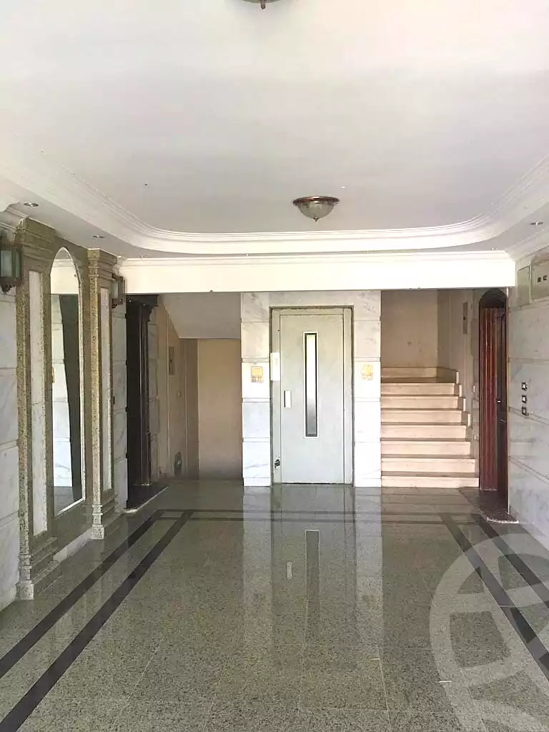 https://aqarmap.com.eg/en/listing/7247329-for-sale-cairo-el-sheikh-zayed-city-el-hay-elthamen-lhy-lthmn