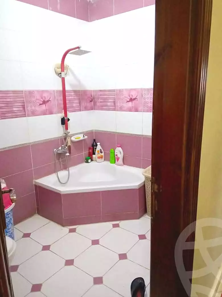 https://aqarmap.com.eg/ar/listing/7247351-for-sale-cairo-el-haram-shareaa-khatem-el-morsalen