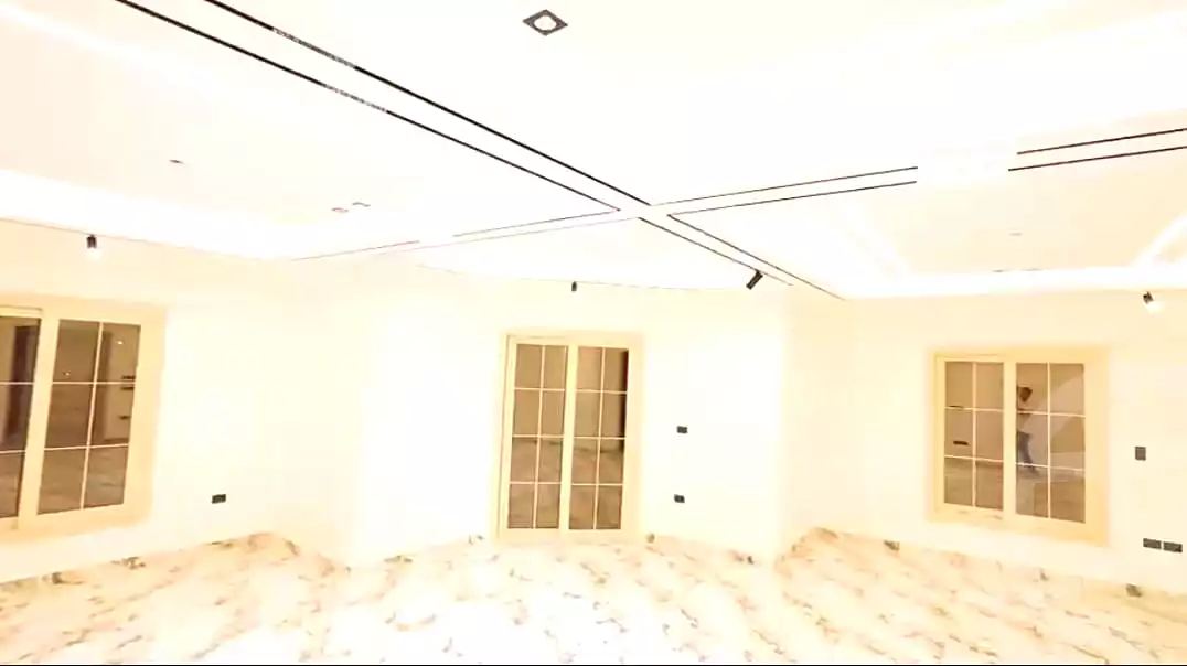 https://aqarmap.com.eg/en/listing/7247384-for-sale-cairo-el-sheikh-zayed-city-compounds-zayed-heights-compound