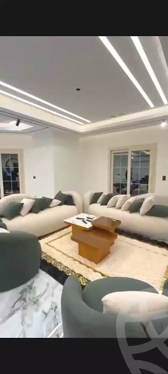 https://aqarmap.com.eg/en/listing/7247400-for-sale-cairo-el-sheikh-zayed-city-compounds-zayed-heights-compound