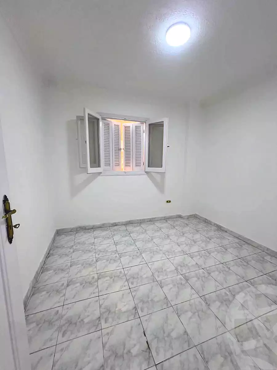 https://aqarmap.com.eg/ar/listing/7247934-for-sale-alexandria-al-agamy-shataa-el-nakheel