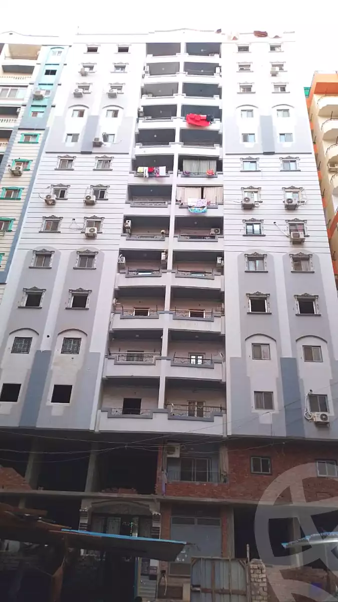 https://aqarmap.com.eg/ar/listing/6960463-for-sale-sharqia-zagazig-zagazig-city-ghasham-rd