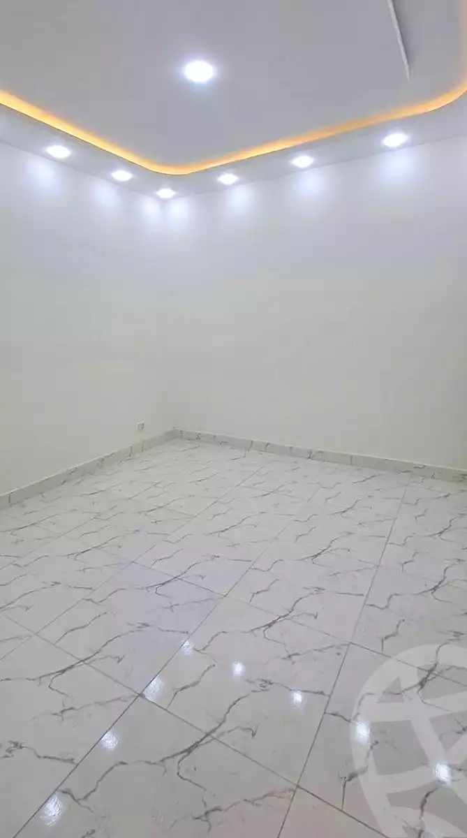 https://aqarmap.com.eg/ar/listing/7248323-for-sale-alexandria-miami-shr-jml-bd-lnsr
