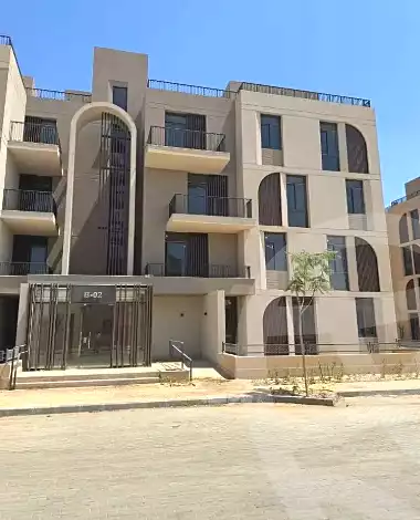 https://aqarmap.com.eg/ar/listing/7248353-for-sale-cairo-el-sheikh-zayed-city-lshykh-zyd-ljdyd-vye