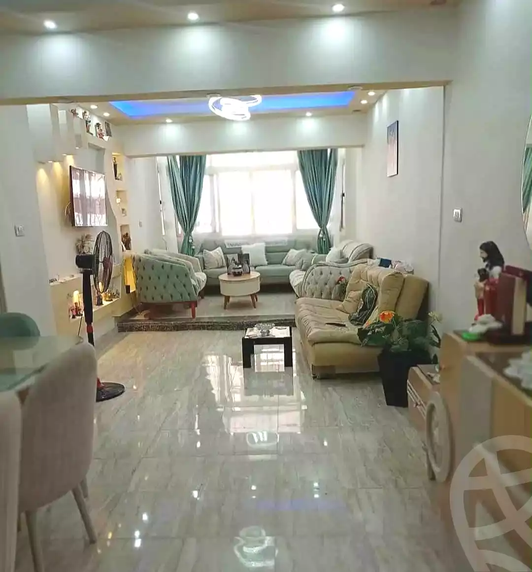 https://aqarmap.com.eg/ar/listing/7248421-for-sale-alexandria-lsywf-shamaa