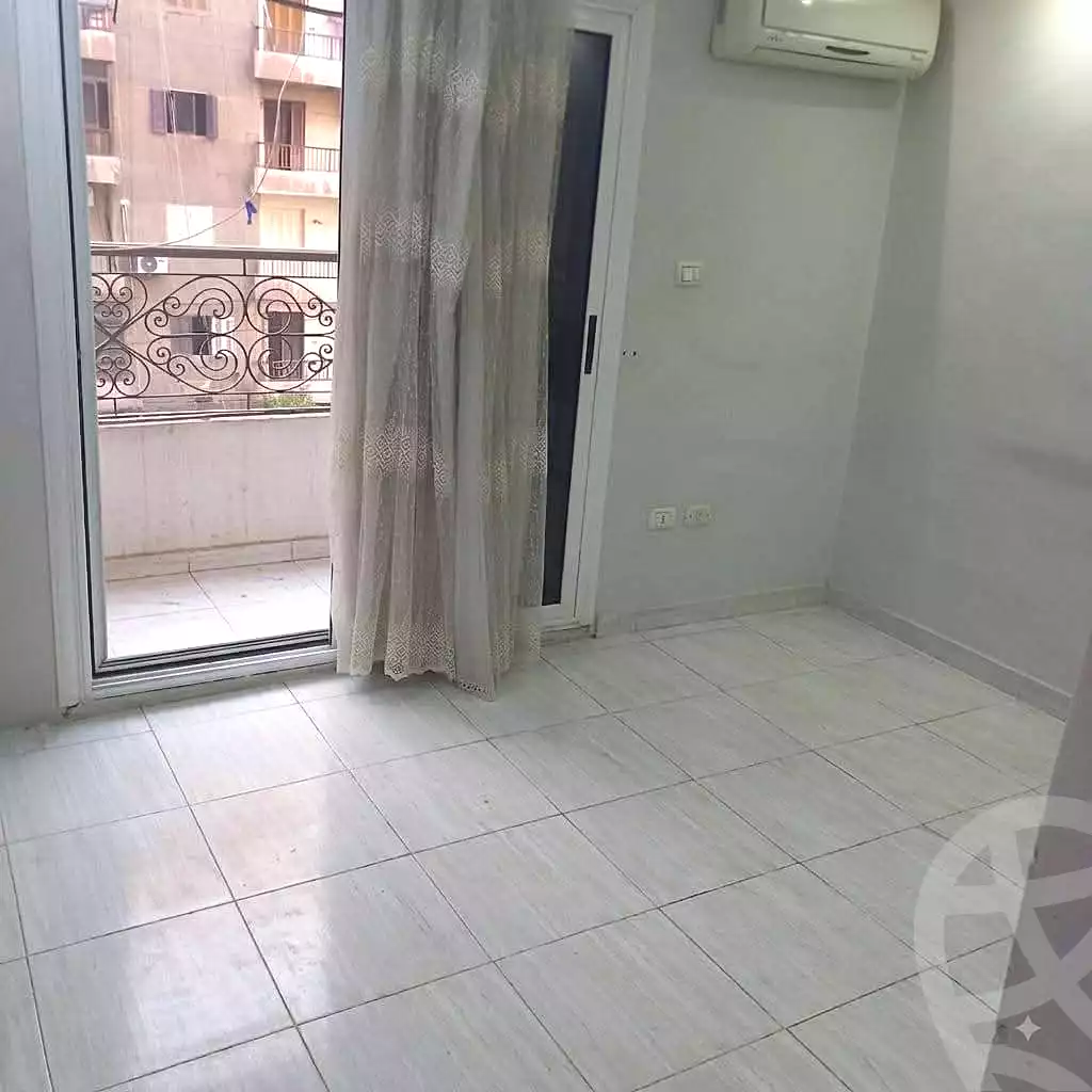 https://aqarmap.com.eg/ar/listing/7248475-for-sale-alexandria-sydy-bshr-sydy-bshr-bhry-shr-mhmwd-l-yswy