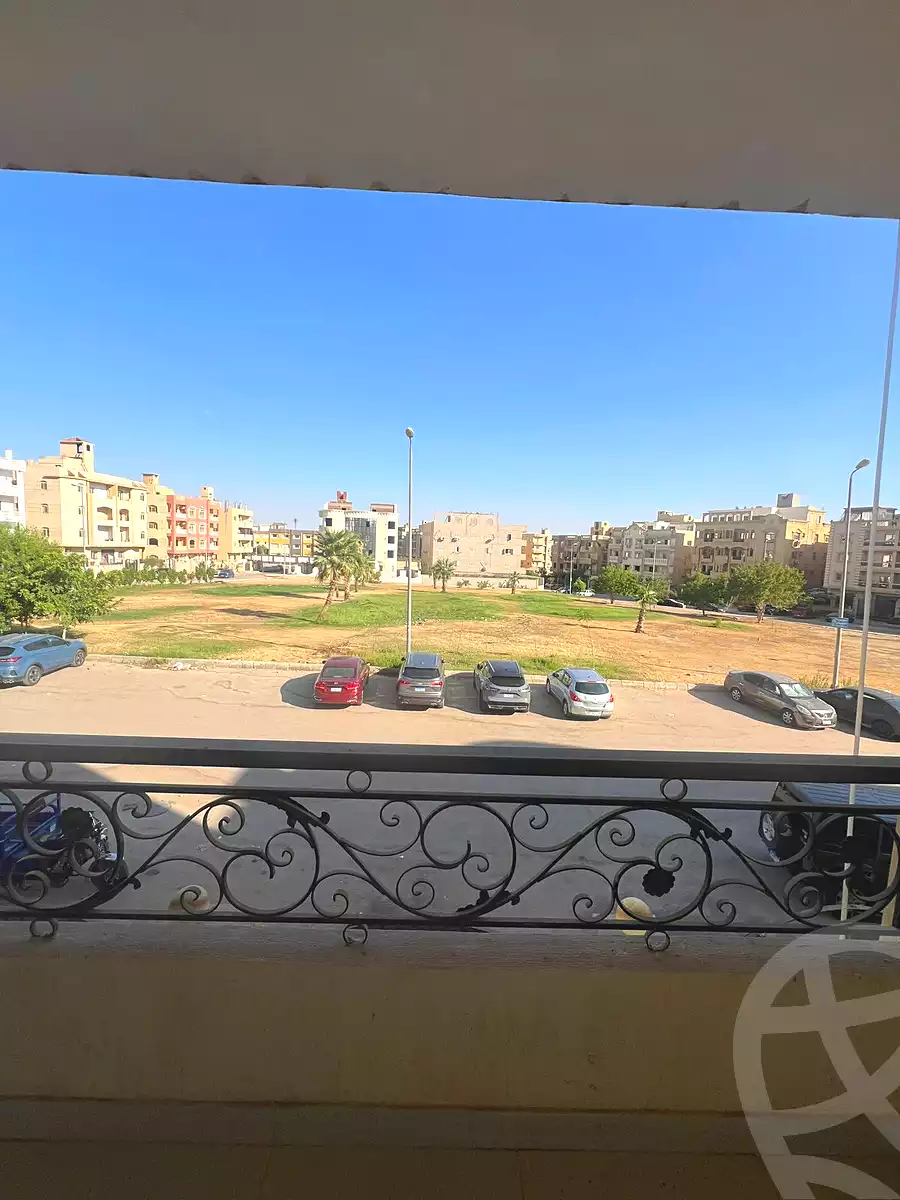 https://aqarmap.com.eg/ar/listing/7248782-for-sale-cairo-el-sheikh-zayed-city-mntq-fr-y-bmdyn-lshykh-zyd