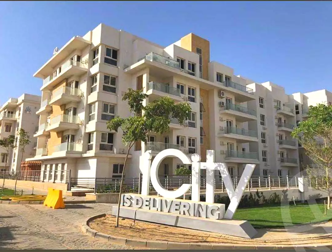 https://aqarmap.com.eg/en/listing/7248784-for-sale-cairo-new-cairo-compounds-mwntn-fyw-y-syty-club-park-mountain-view-icity