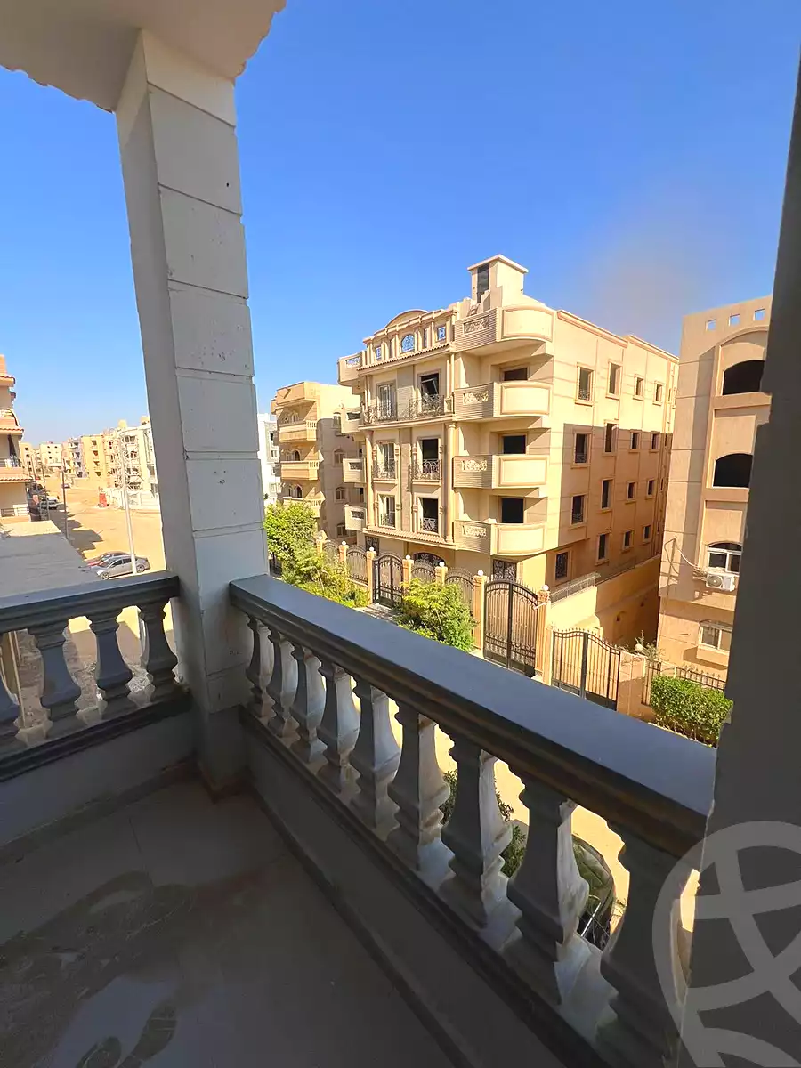 https://aqarmap.com.eg/en/listing/7248850-for-sale-cairo-6th-of-october-el-tawsaat-el-shamalya-hy-2000-qt