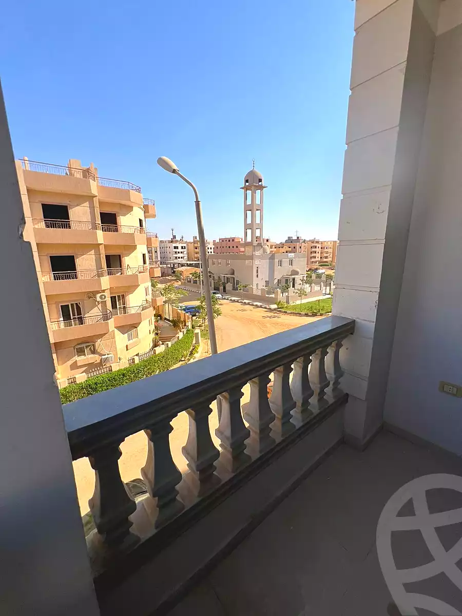 https://aqarmap.com.eg/en/listing/7248850-for-sale-cairo-6th-of-october-el-tawsaat-el-shamalya-hy-2000-qt