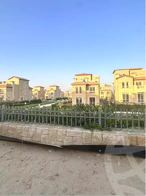 https://aqarmap.com.eg/ar/listing/7249014-for-sale-cairo-new-administrative-capital-r4-la-vista-city