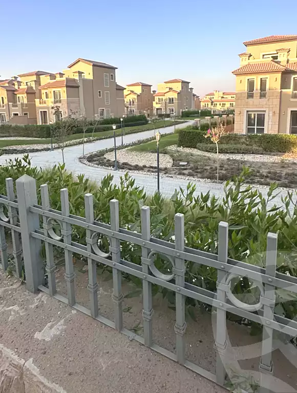 https://aqarmap.com.eg/ar/listing/7249040-for-sale-cairo-new-administrative-capital-r4-la-vista-city
