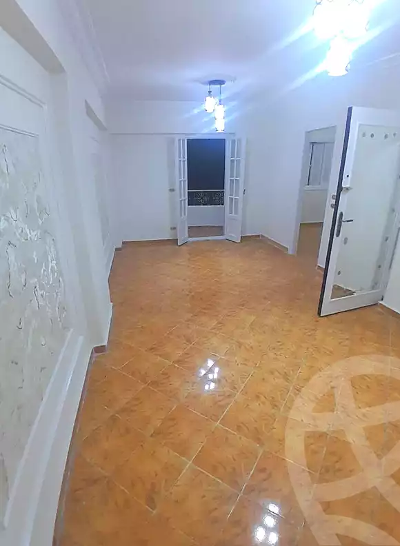 https://aqarmap.com.eg/ar/listing/7249432-for-sale-alexandria-el-asafra-l-sfr-bhry
