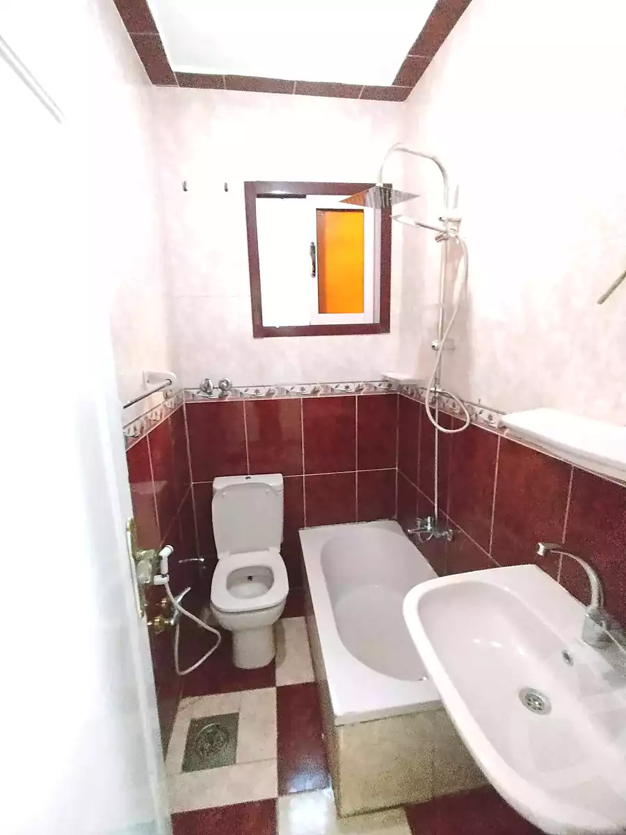 https://aqarmap.com.eg/en/listing/7249669-for-sale-alexandria-lsywf-el-falki