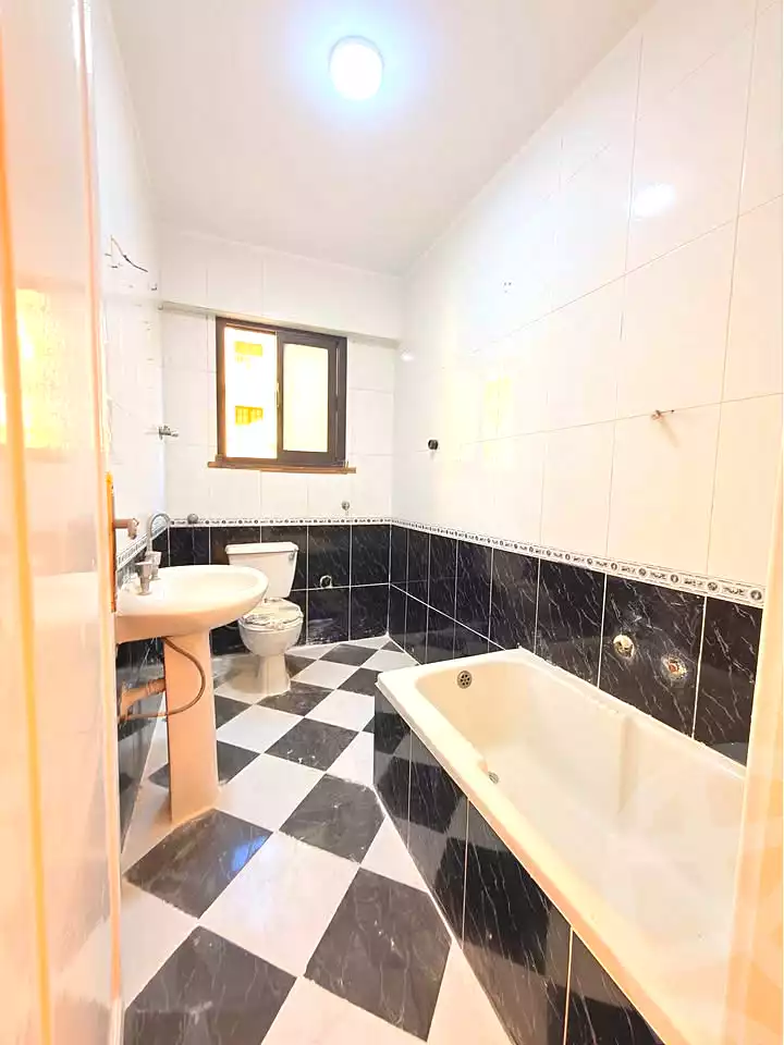 https://aqarmap.com.eg/en/listing/7250075-for-sale-alexandria-al-agamy-shataa-el-nakheel