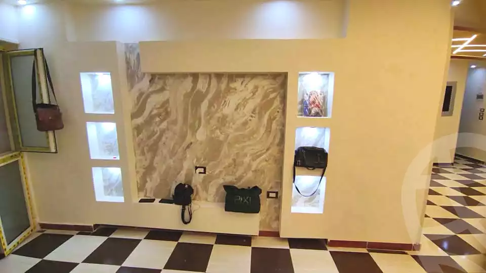 https://aqarmap.com.eg/ar/listing/7250073-for-sale-alexandria-lsywf-el-falki