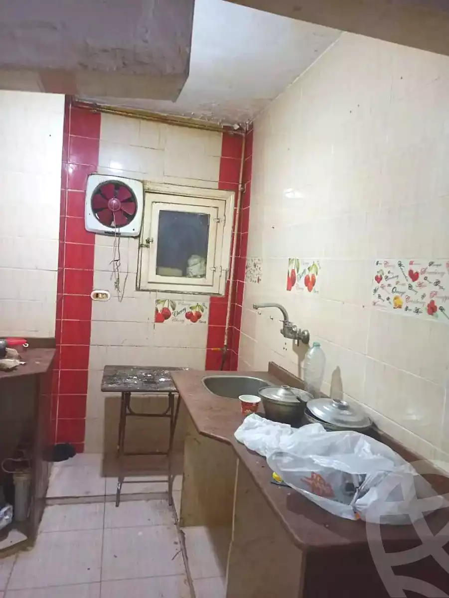 https://aqarmap.com.eg/en/listing/7250126-for-rent-alexandria-al-agamy-el-hanouvel-amr-ibn-el-aas-st