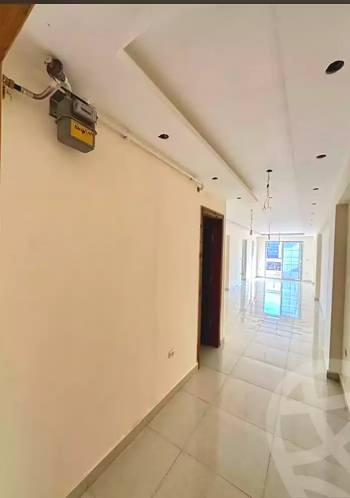https://aqarmap.com.eg/ar/listing/7250959-for-sale-alexandria-new-miami-eskot
