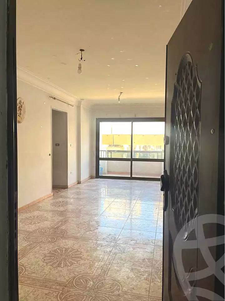 https://aqarmap.com.eg/ar/listing/7251008-for-rent-alexandria-el-asafra-shr-mlk-hfny