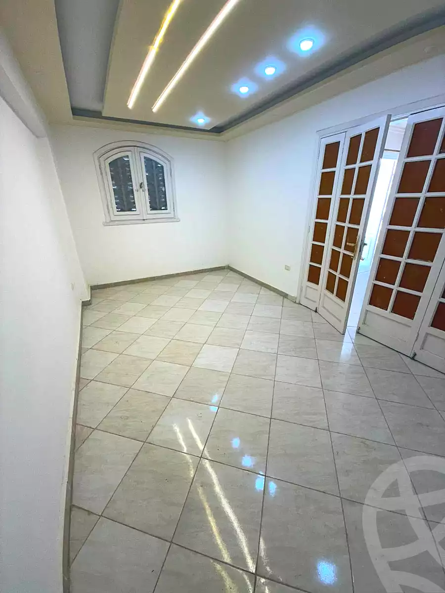 https://aqarmap.com.eg/ar/listing/7251699-for-rent-alexandria-al-agamy-shataa-el-nakheel-street-63