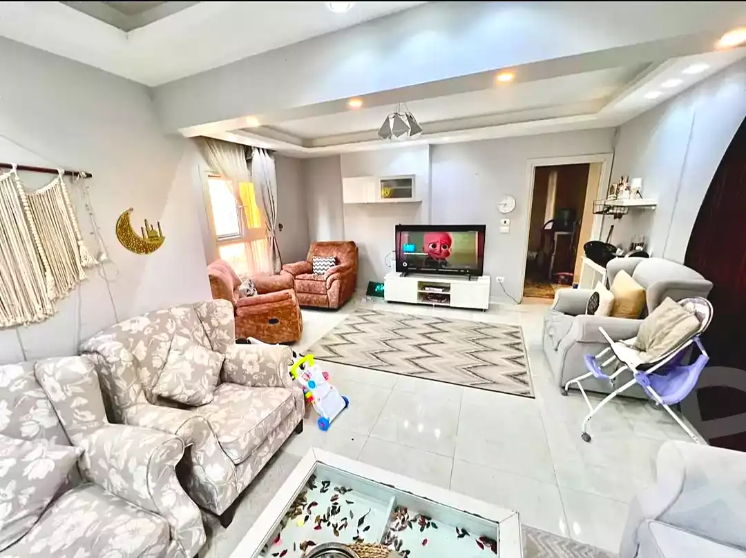 https://aqarmap.com.eg/ar/listing/7251980-for-sale-alexandria-sydy-bshr-sydy-bshr-bhry-shr-mhmwd-l-yswy