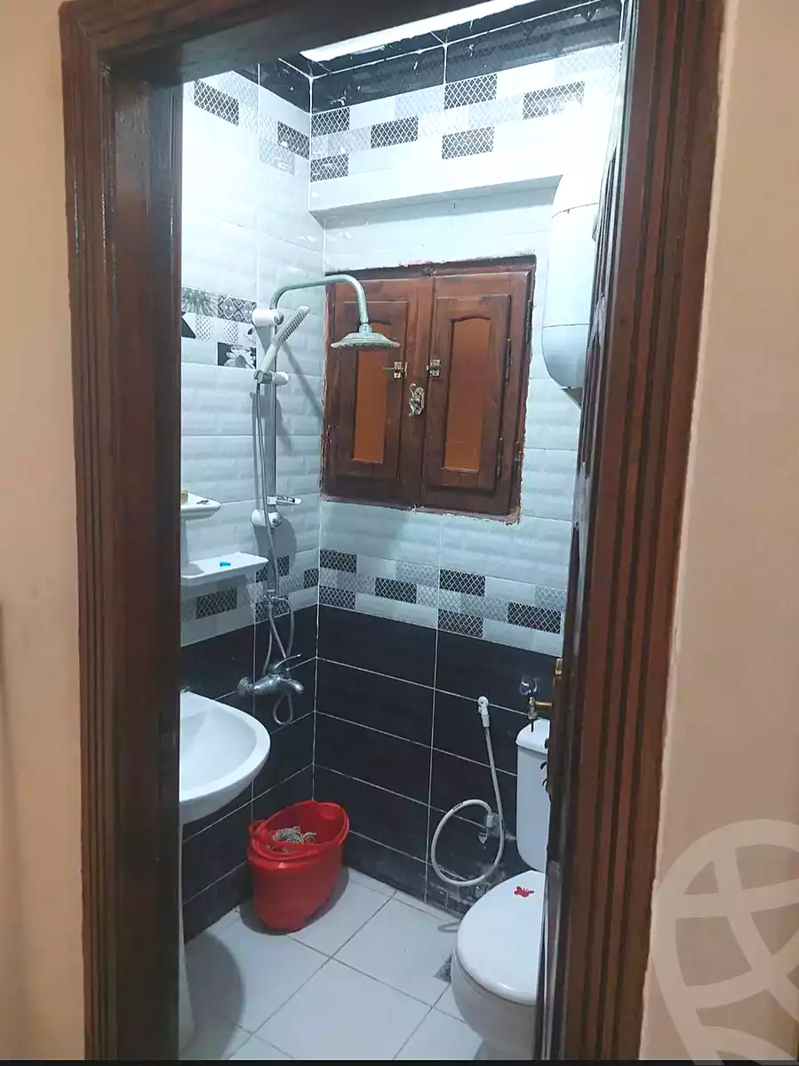 https://aqarmap.com.eg/en/listing/7252124-for-sale-alexandria-al-agamy-el-hanouvel-el-zahraa-city-st