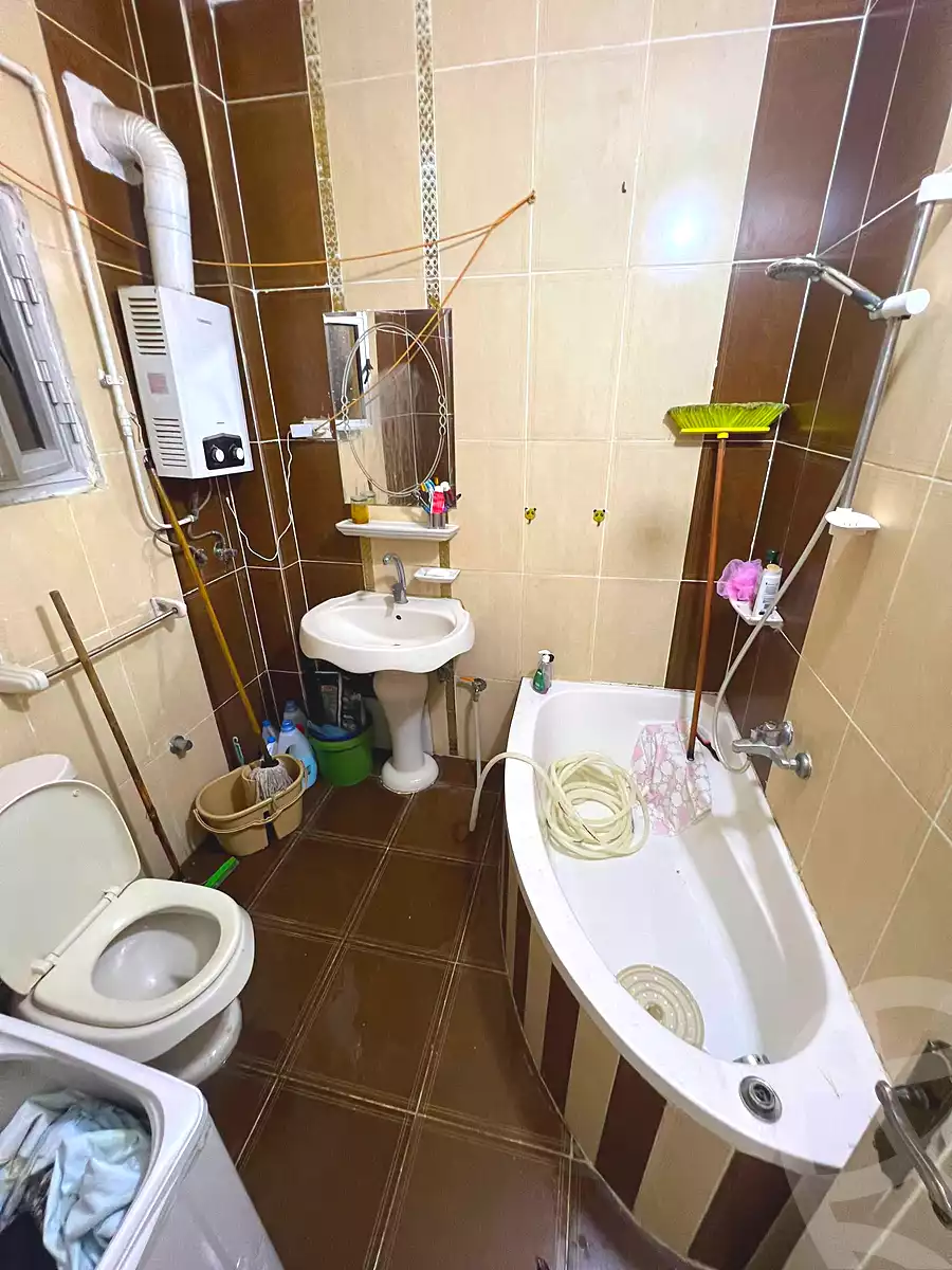 https://aqarmap.com.eg/en/listing/7252322-for-sale-cairo-helwan-el-tayaran-city
