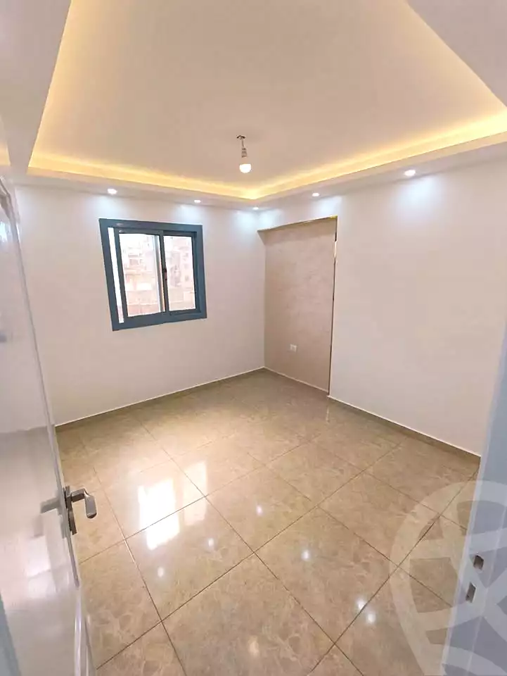 https://aqarmap.com.eg/ar/listing/7252391-for-sale-alexandria-el-asafra-l-sfr-bhry